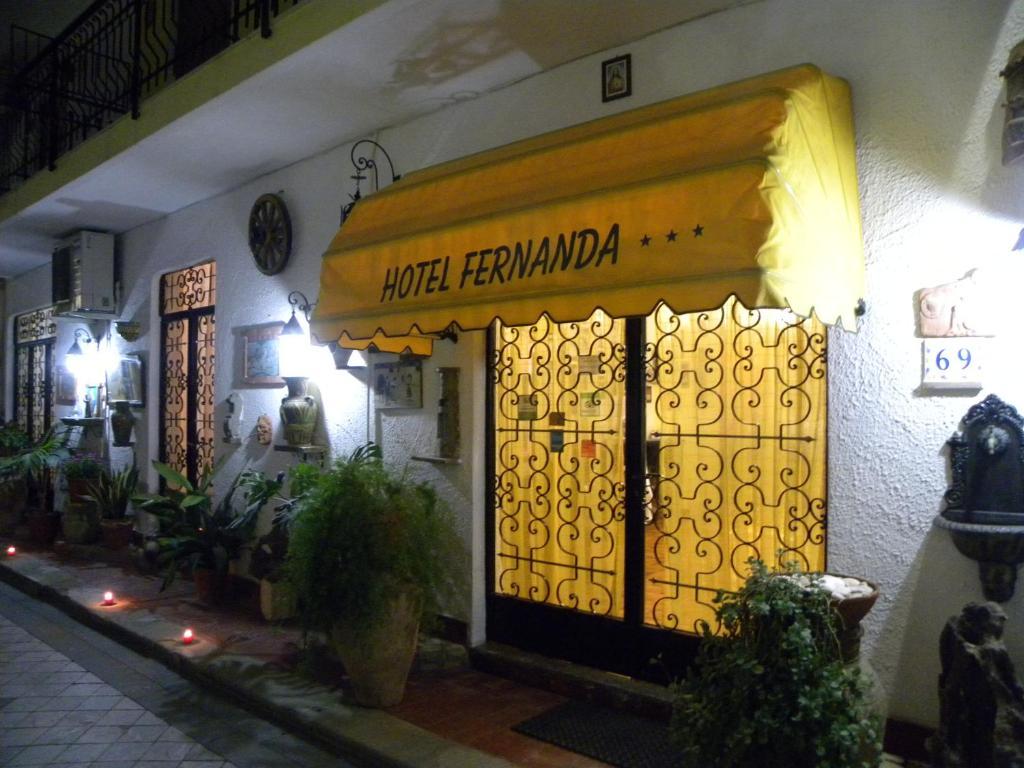 Hotel Fernanda Letojanni Exteriér fotografie